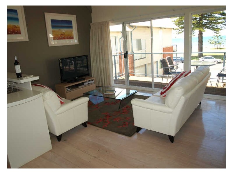 3/16 Flinders Parade, Victor Harbor SA 5211