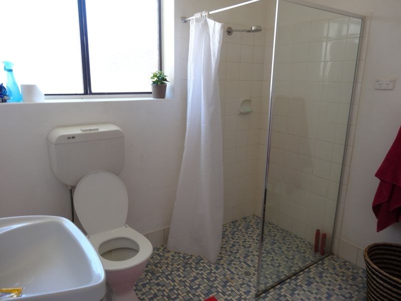 Unit 2/5 Railway Tce, Victor Harbor SA 5211