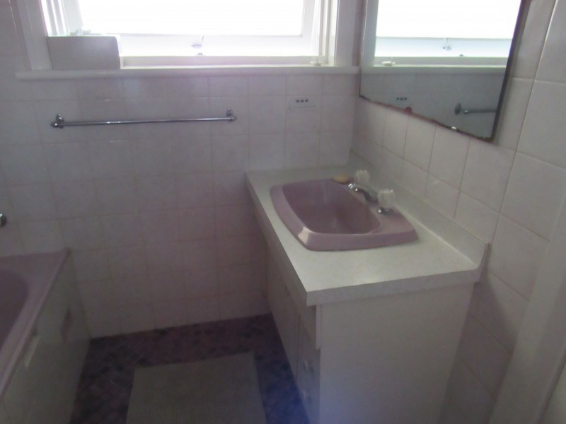 17 Oval Road, Victor Harbor SA 5211