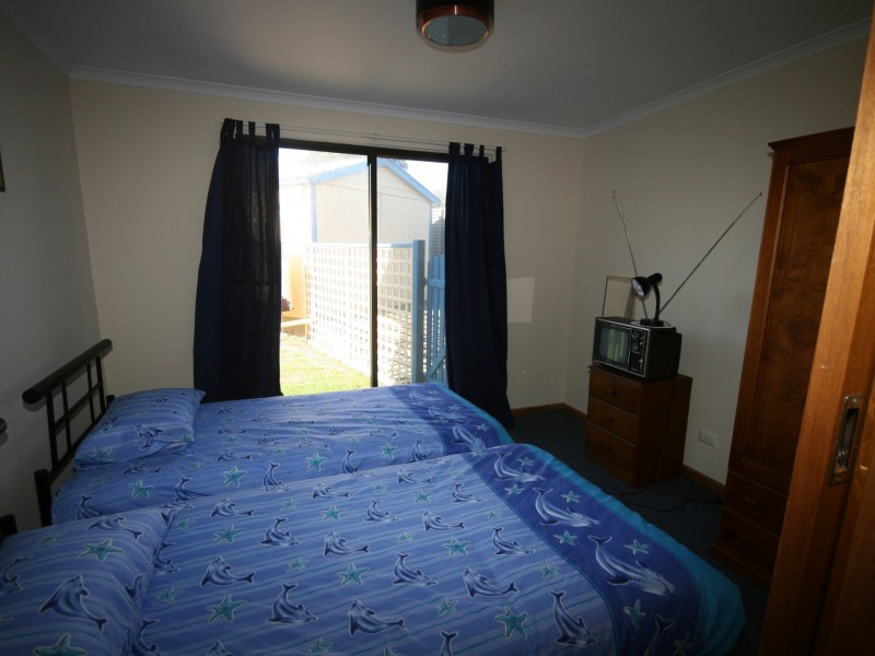 61 Captain Sturt Parade, Hindmarsh Island SA 5214