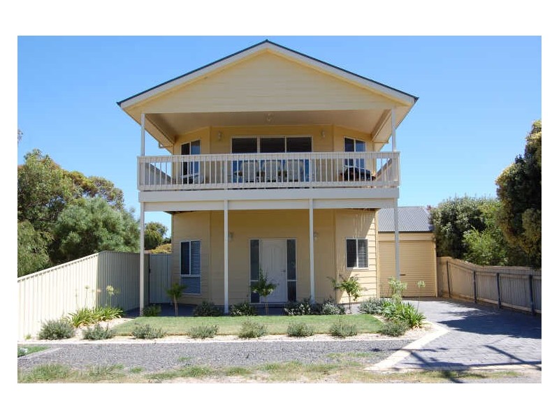 5 Giles Street, Encounter Bay SA 5211