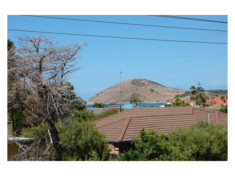 5 Giles Street, Encounter Bay SA 5211