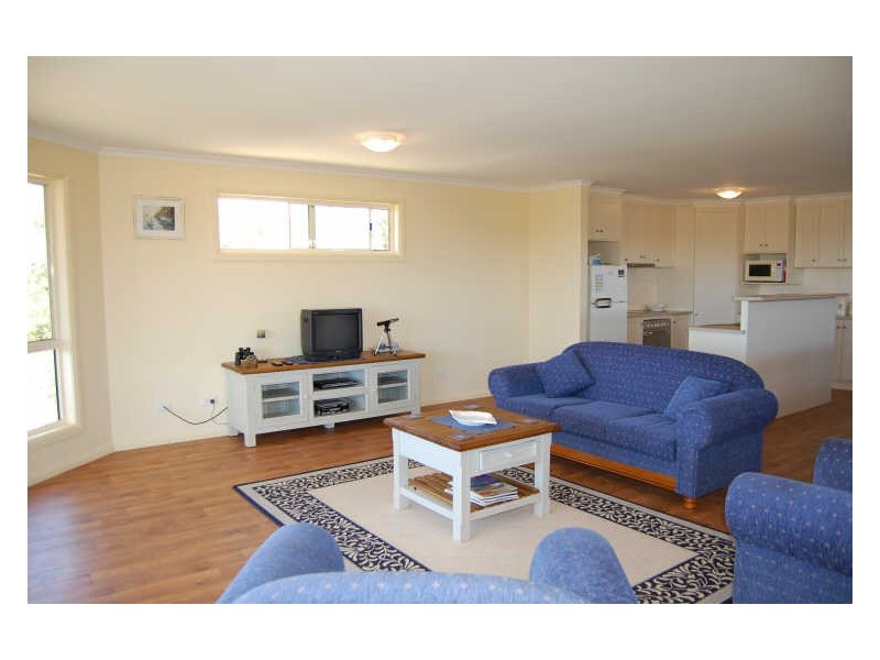 5 Giles Street, Encounter Bay SA 5211