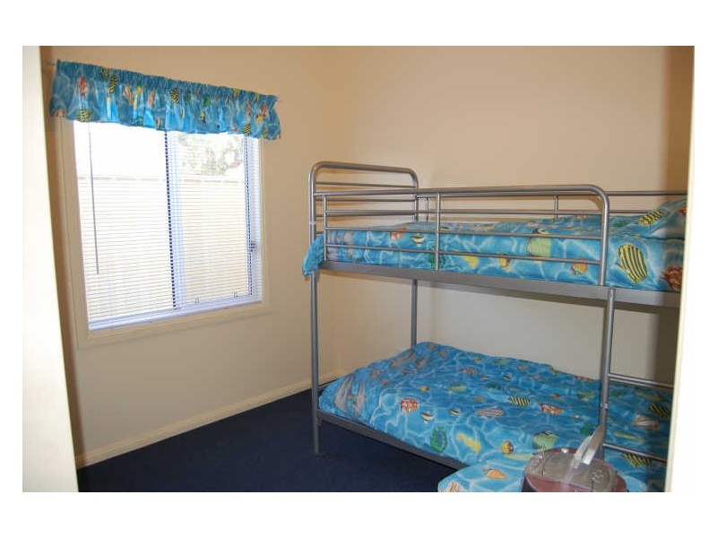 5 Giles Street, Encounter Bay SA 5211