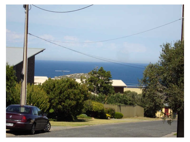 13 Hodge Avenue, Encounter Bay SA 5211