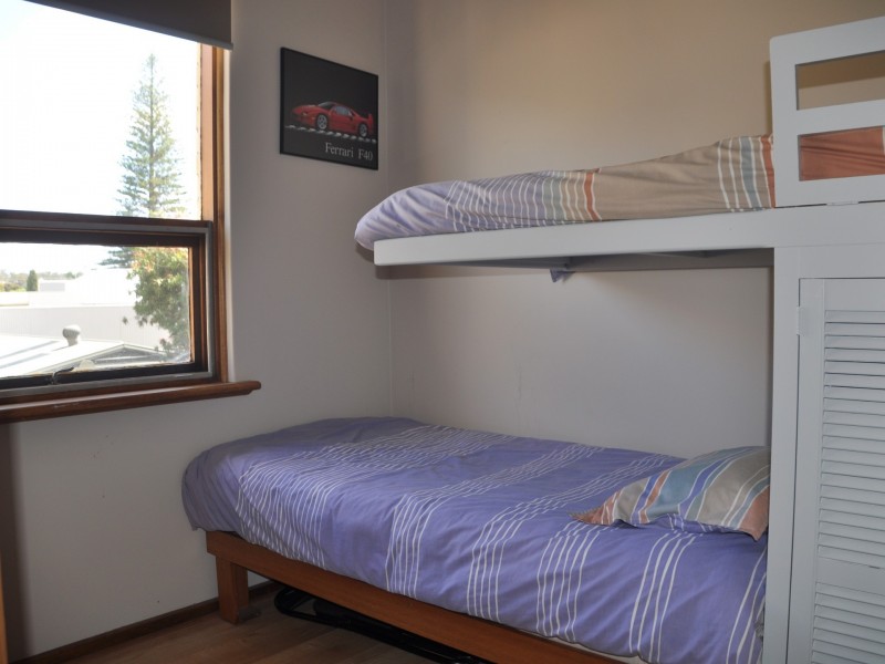 5/30 Esplanade, Victor Harbor SA 5211