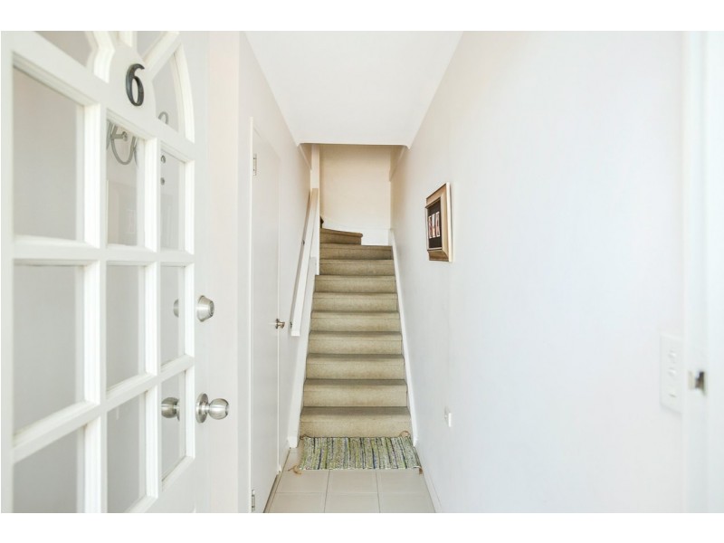 Unit 6/22 Esplanade, Victor Harbor SA 5211