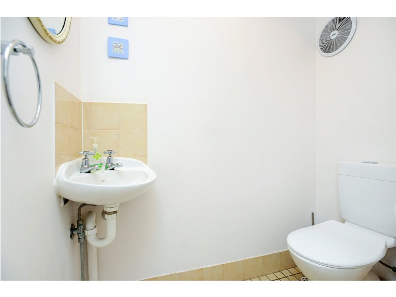 Unit 6/22 Esplanade, Victor Harbor SA 5211