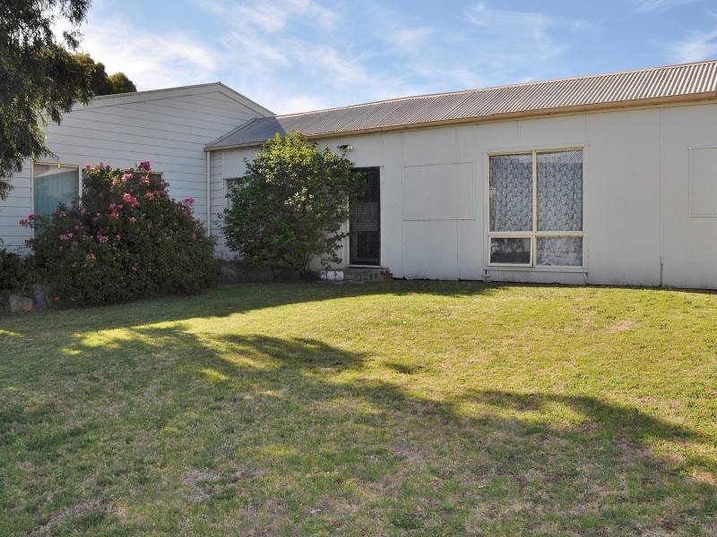 18 – 20 Alexander Street, Hayborough SA 5211