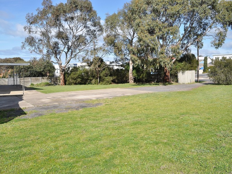 18 – 20 Alexander Street, Hayborough SA 5211