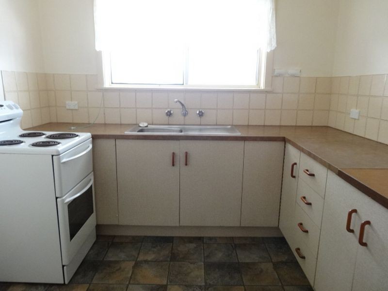 2/30 Marlborough Street, Victor Harbor SA 5211