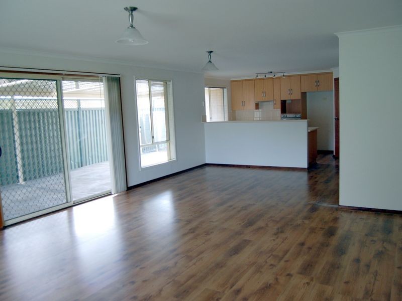 2 Manning Avenue, Encounter Bay SA 5211