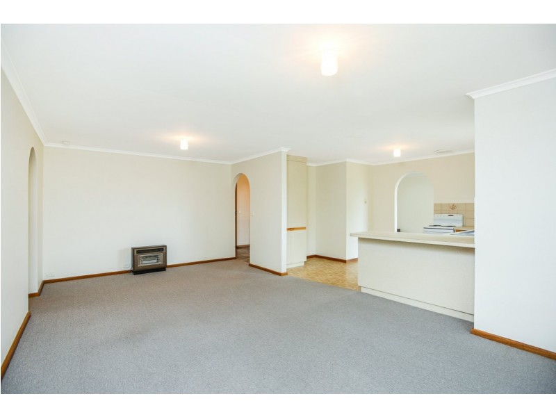 27 Norfolk Avenue, Victor Harbor SA 5211