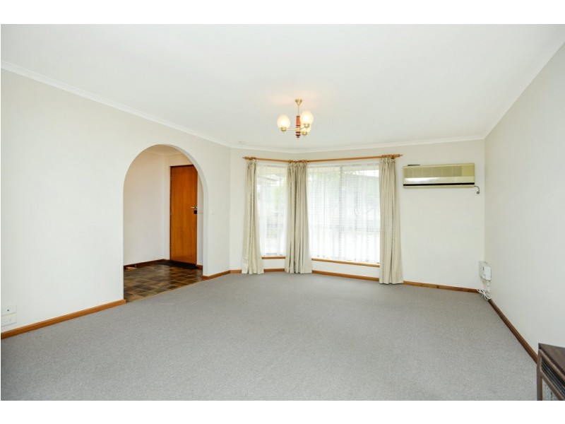 27 Norfolk Avenue, Victor Harbor SA 5211