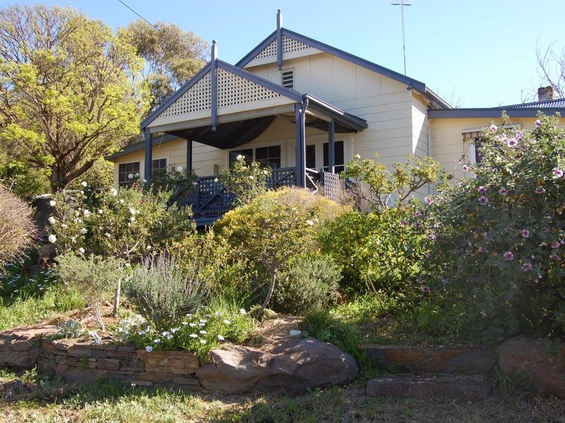 51 Gum Avenue, Victor Harbor SA 5211