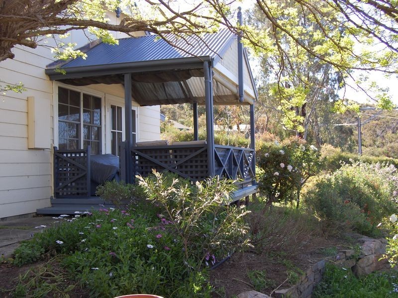 51 Gum Avenue, Victor Harbor SA 5211