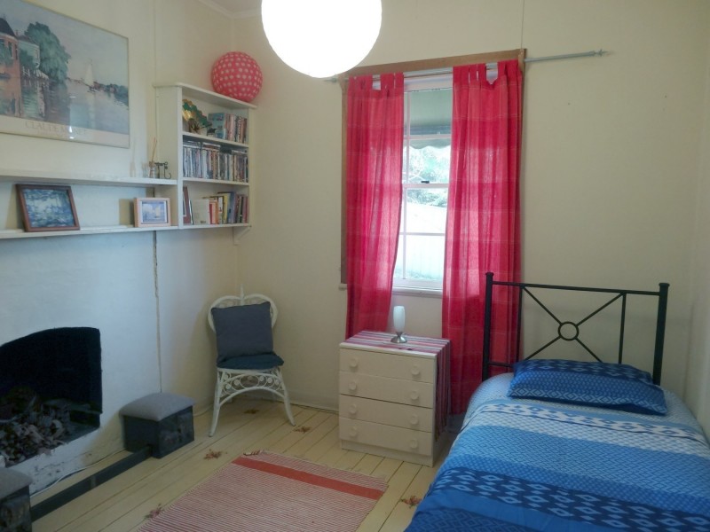 51 Gum Avenue, Victor Harbor SA 5211