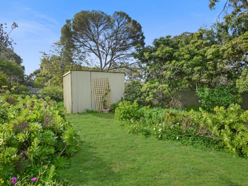 15 Hillview Road, Victor Harbor SA 5211