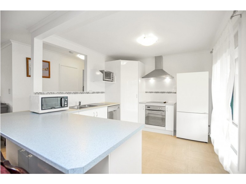 18 Mayflower Court, Encounter Bay SA 5211