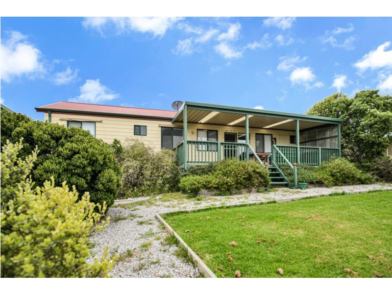 18 Mayflower Court, Encounter Bay SA 5211