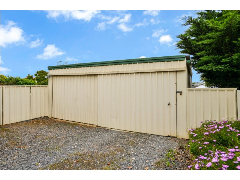 18 Mayflower Court, Encounter Bay SA 5211
