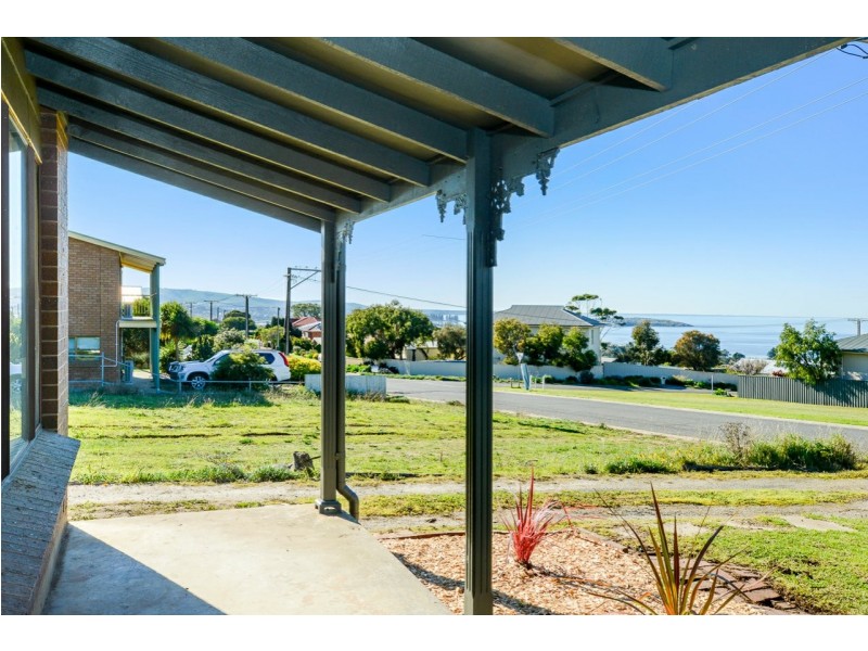 67 Dodson Road, Encounter Bay SA 5211