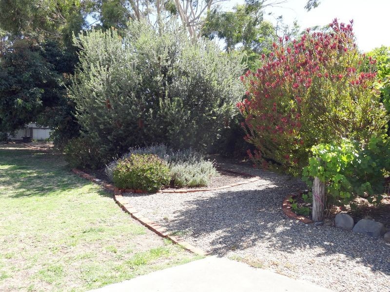 21 Sturt Street, Victor Harbor SA 5211