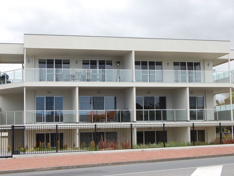 2/141 Hindmarsh Road, Victor Harbor SA 5211