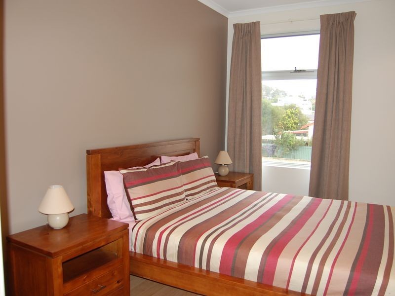 2/141 Hindmarsh Road, Victor Harbor SA 5211