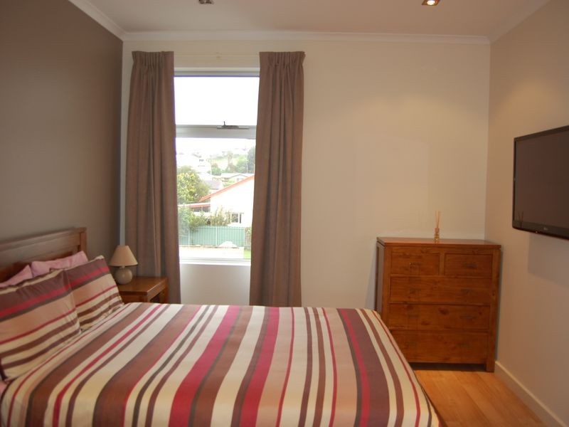 2/141 Hindmarsh Road, Victor Harbor SA 5211