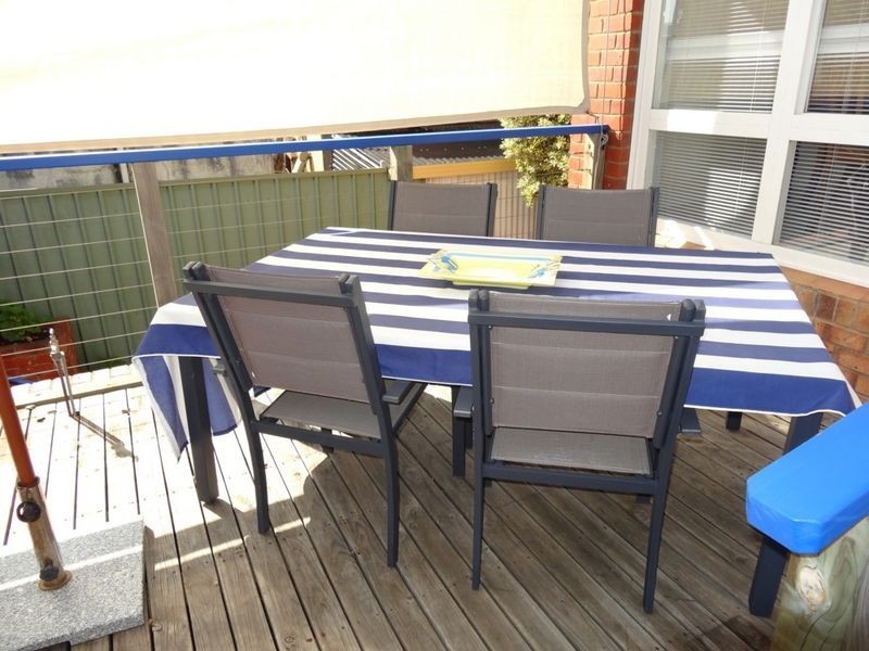 8/22 Esplanade, Victor Harbor SA 5211