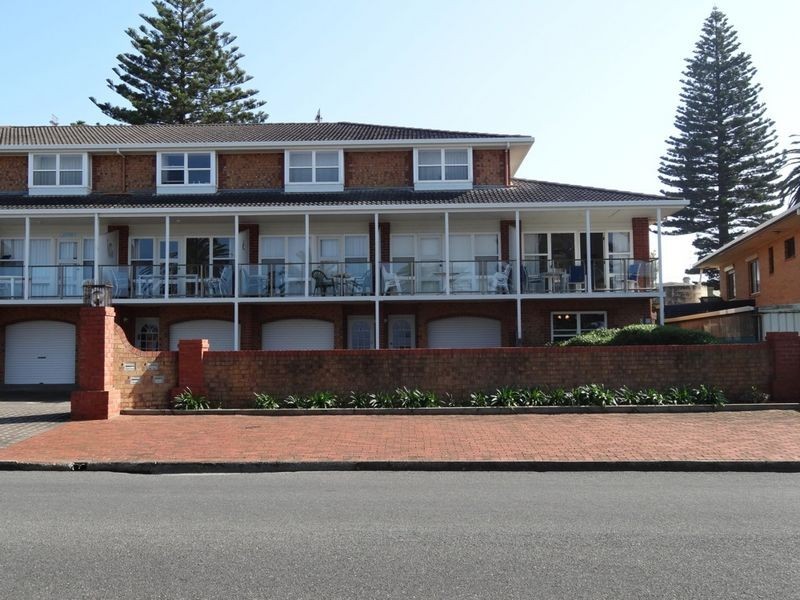 8/22 Esplanade, Victor Harbor SA 5211