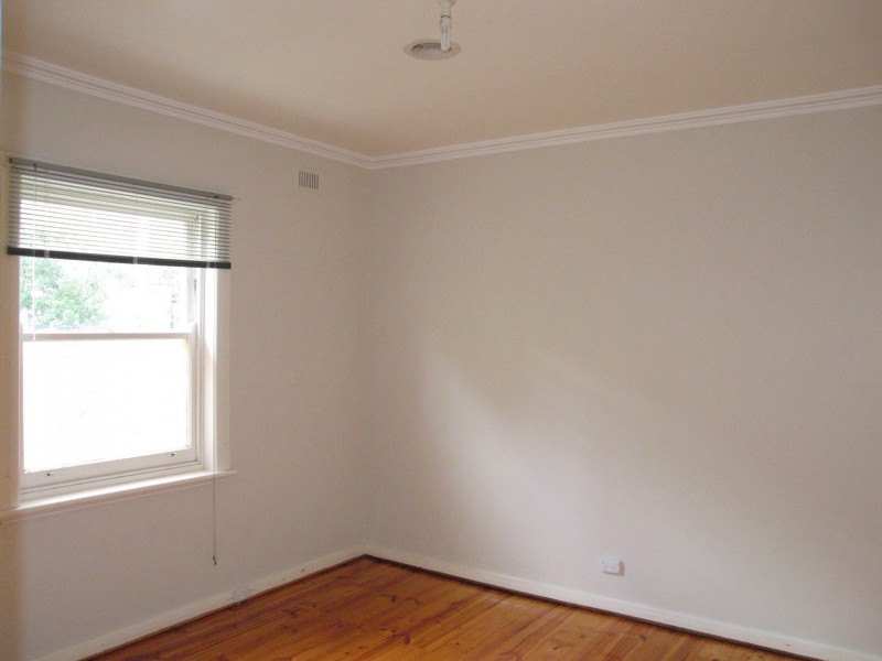 10 Renown Avenue, Victor Harbor SA 5211