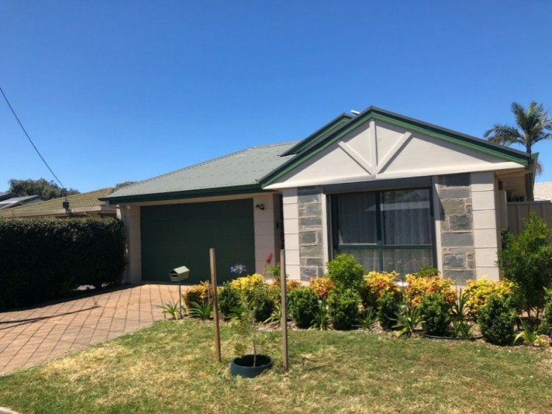 44 Newland Street, Victor Harbor SA 5211