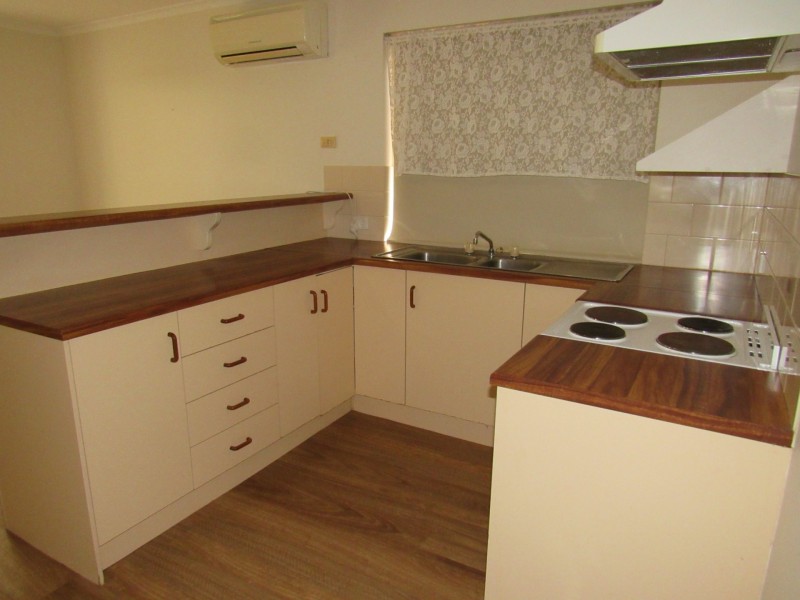 2/47 Canterbury Rd, Victor Harbor SA 5211