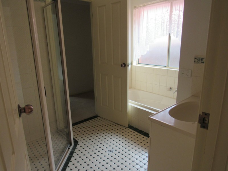 2/47 Canterbury Rd, Victor Harbor SA 5211