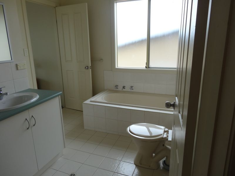 6 Pilot Crt, Encounter Bay SA 5211