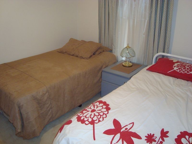 50 Pine Ave, Victor Harbor SA 5211