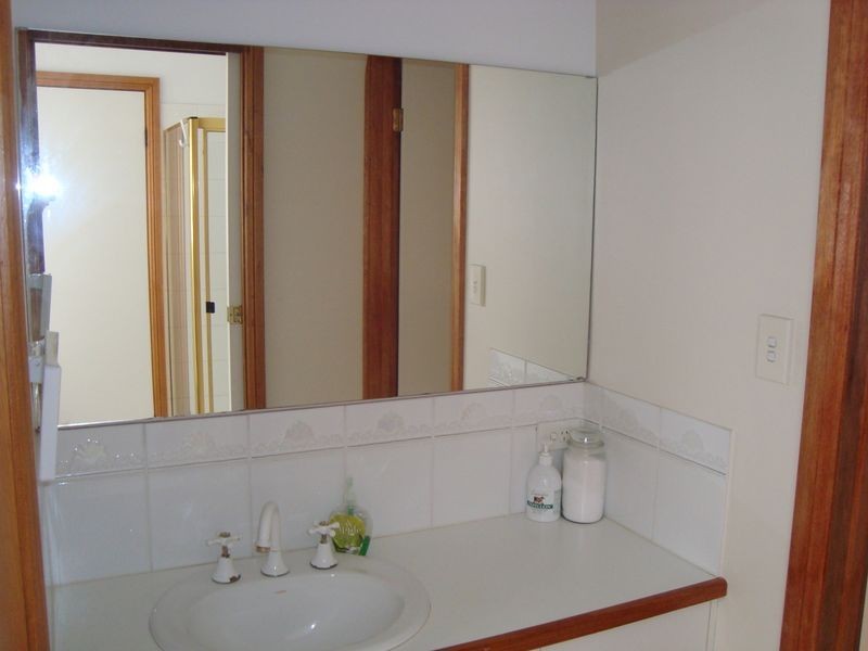 50 Pine Ave, Victor Harbor SA 5211