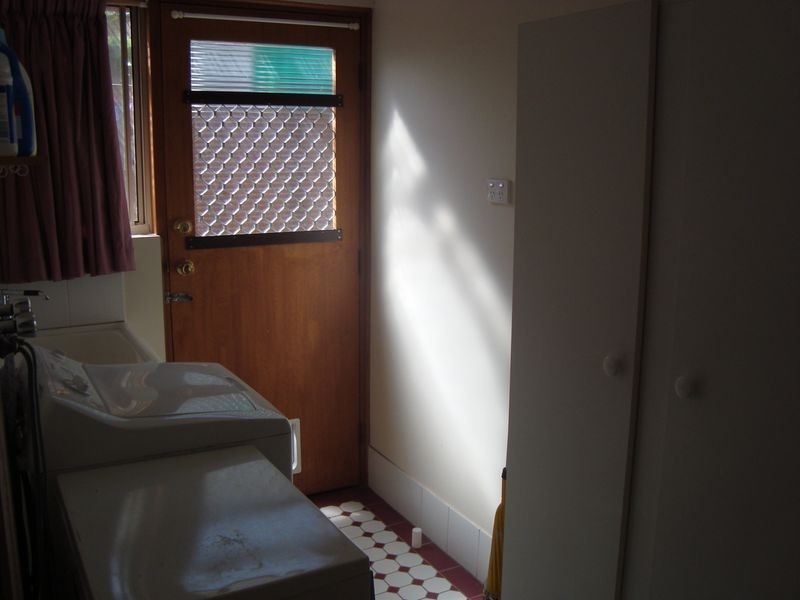 50 Pine Ave, Victor Harbor SA 5211