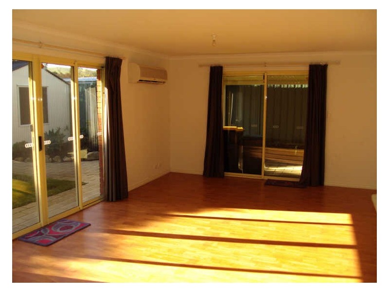 8 Palm Court, Mccracken SA 5211