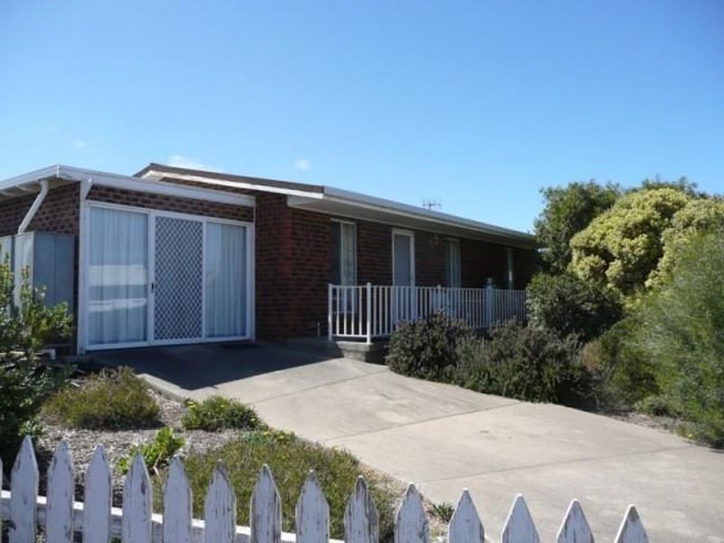 10 First Avenue, Hayborough SA 5211