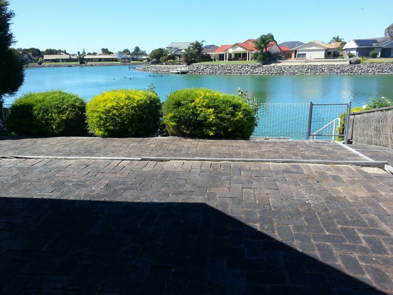 1 Matthew Flinders Drive, Encounter Bay SA 5211