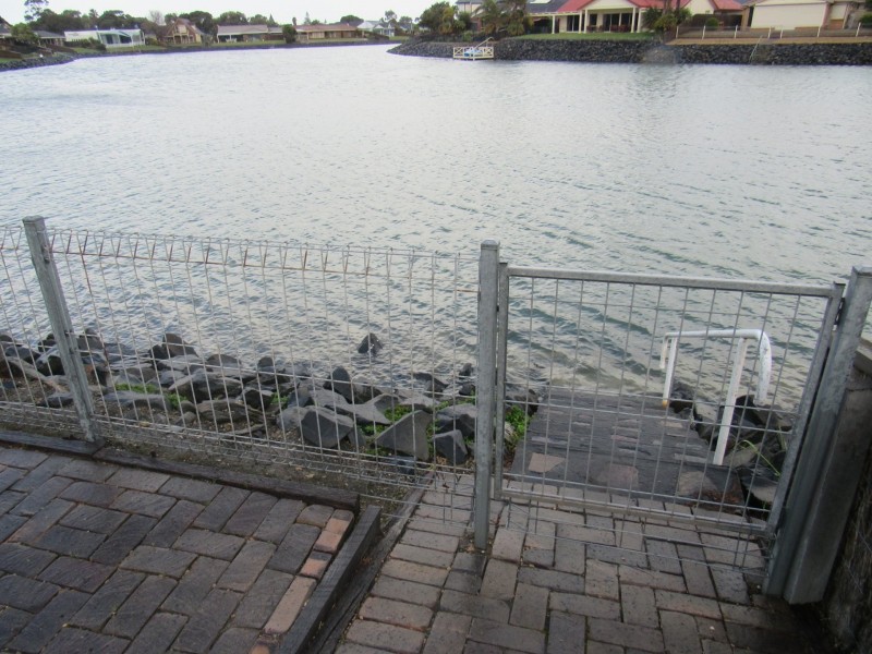 1 Matthew Flinders Drive, Encounter Bay SA 5211