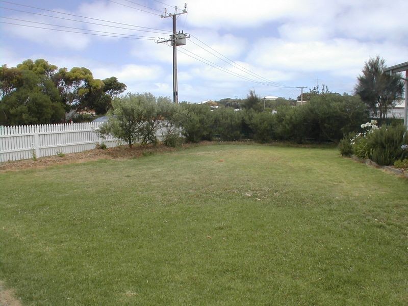 7 Brittain Street, Port Elliot SA 5212