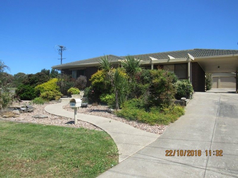 21 Passatt Street, Encounter Bay SA 5211