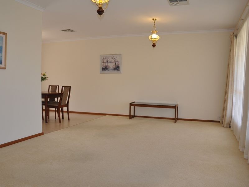 21 Passatt Street, Encounter Bay SA 5211