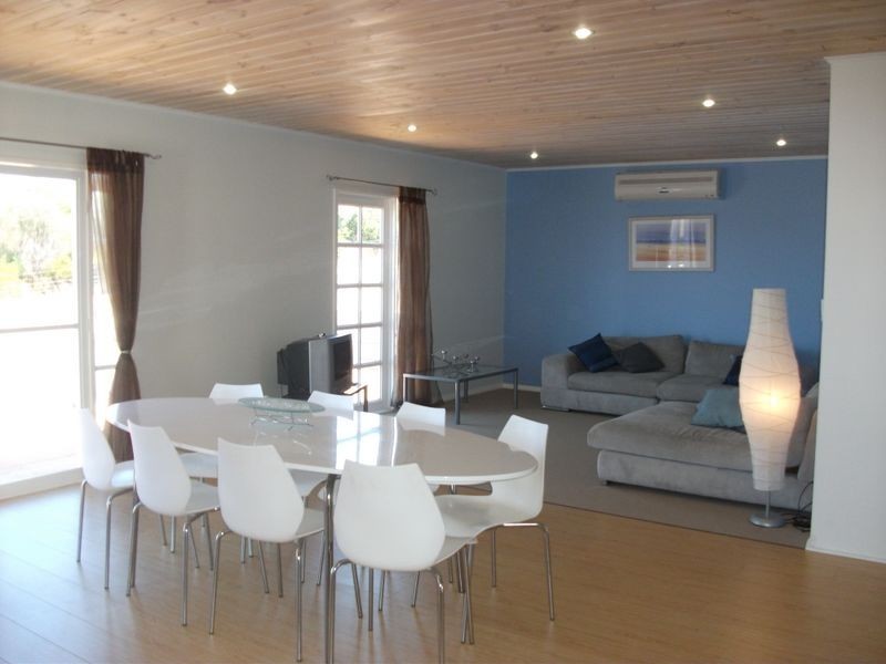 13 Minnamoora Crt, Encounter Bay SA 5211