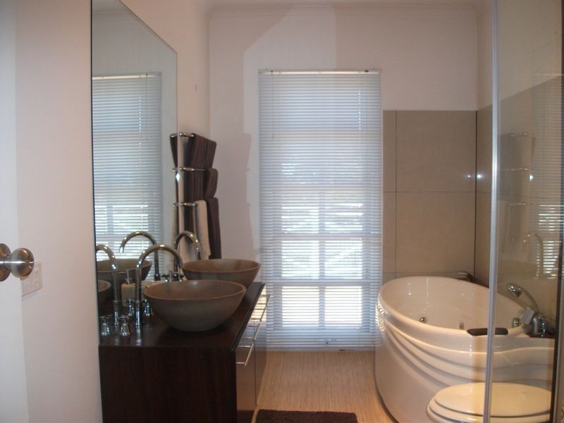 13 Minnamoora Crt, Encounter Bay SA 5211