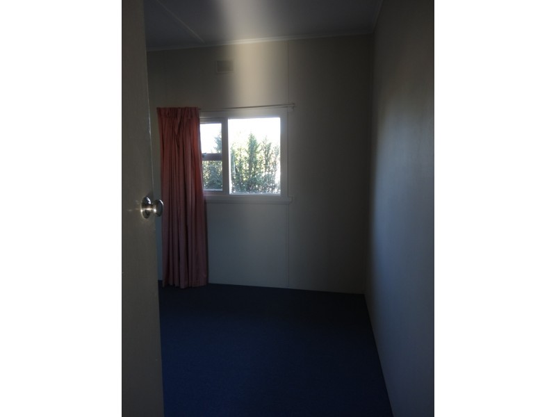 35 Newland Street, Victor Harbor SA 5211